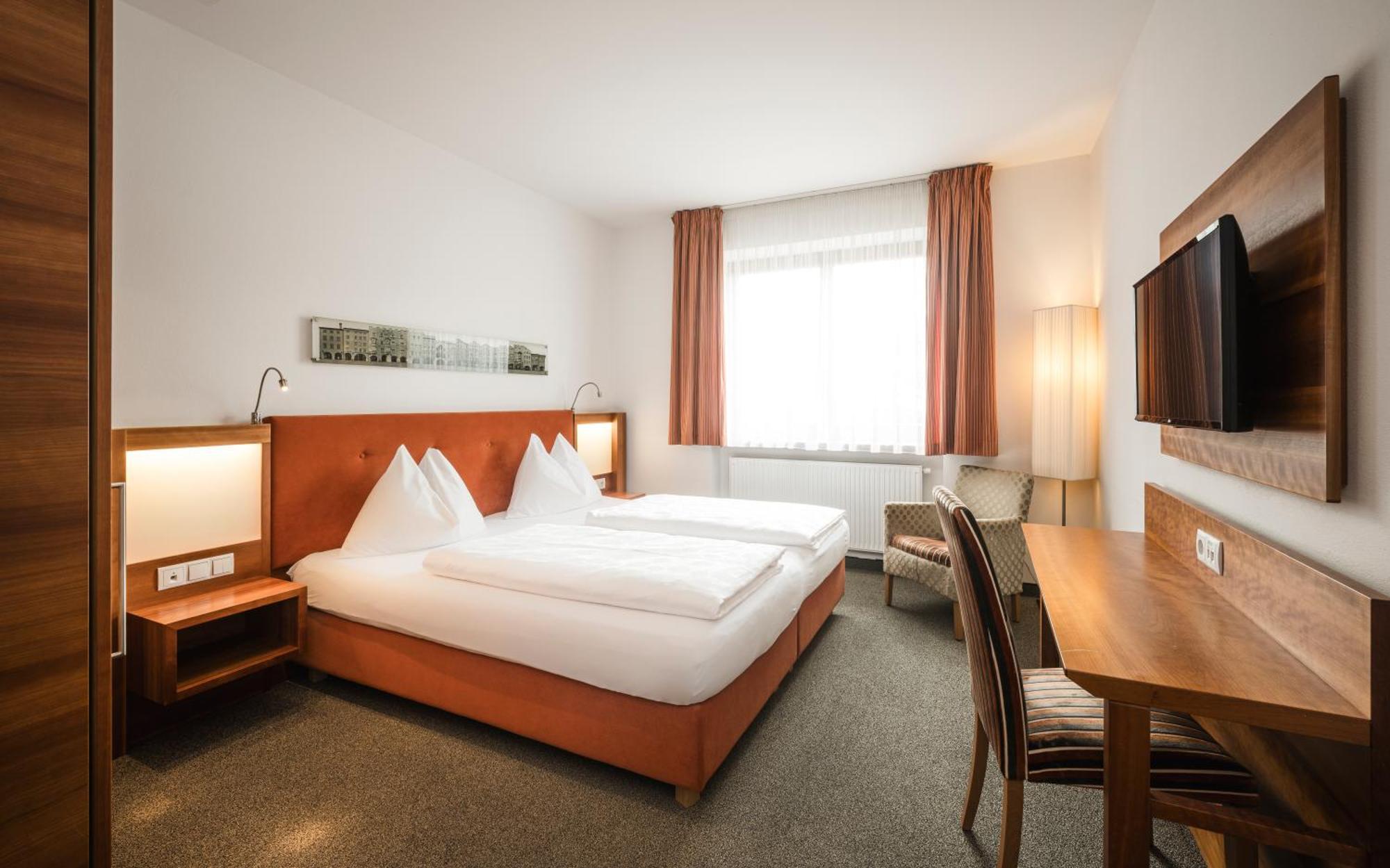 Hotel Clara Vahrn エクステリア 写真